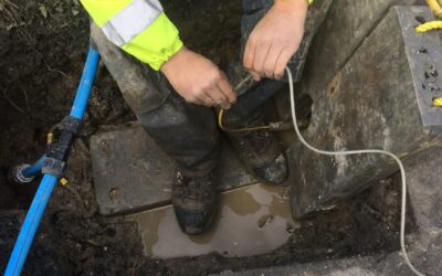 Reducing the risk of utility strike in pipe repair and replacement